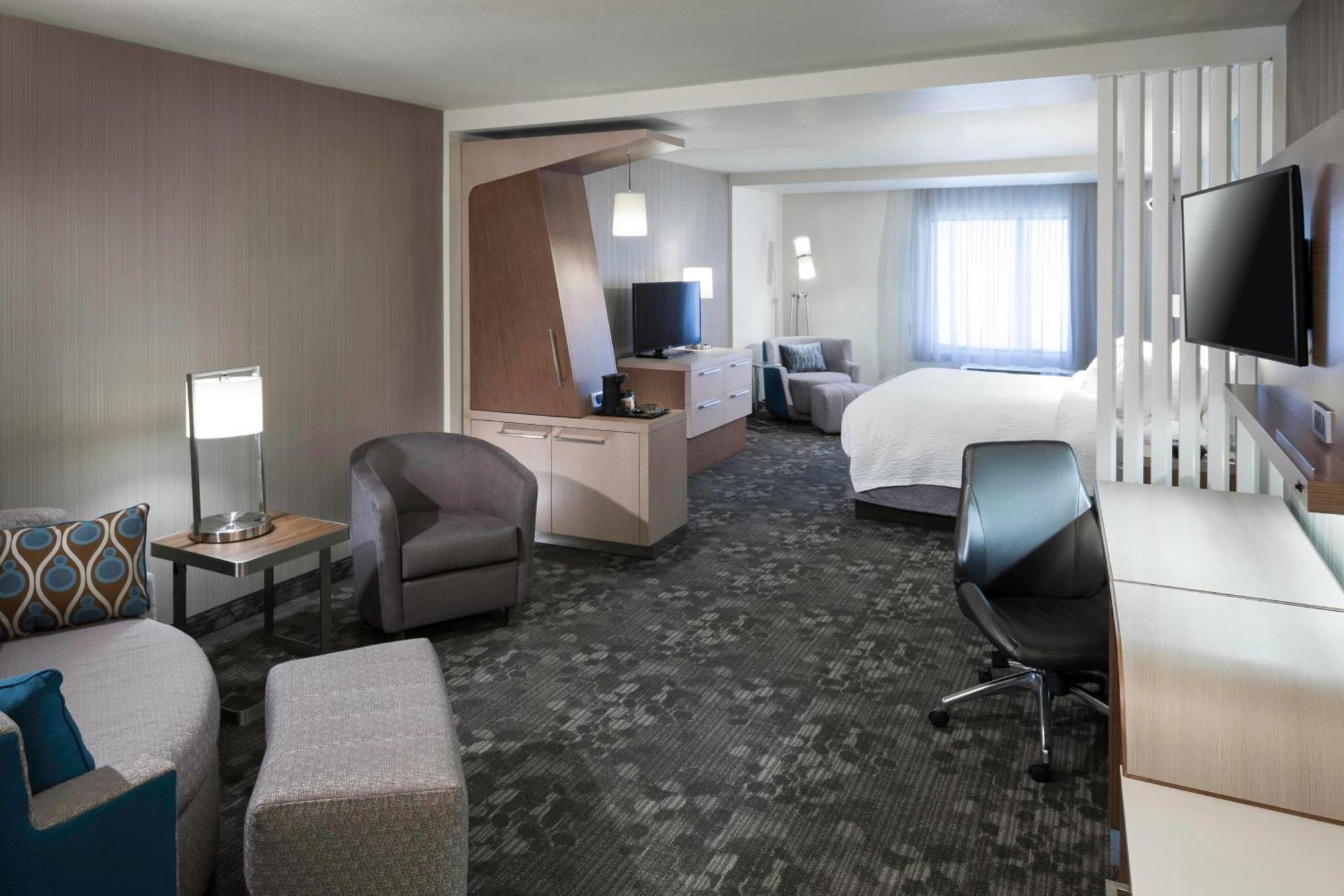 Courtyard By Marriott Fort Worth Alliance Town Center Exterior photo